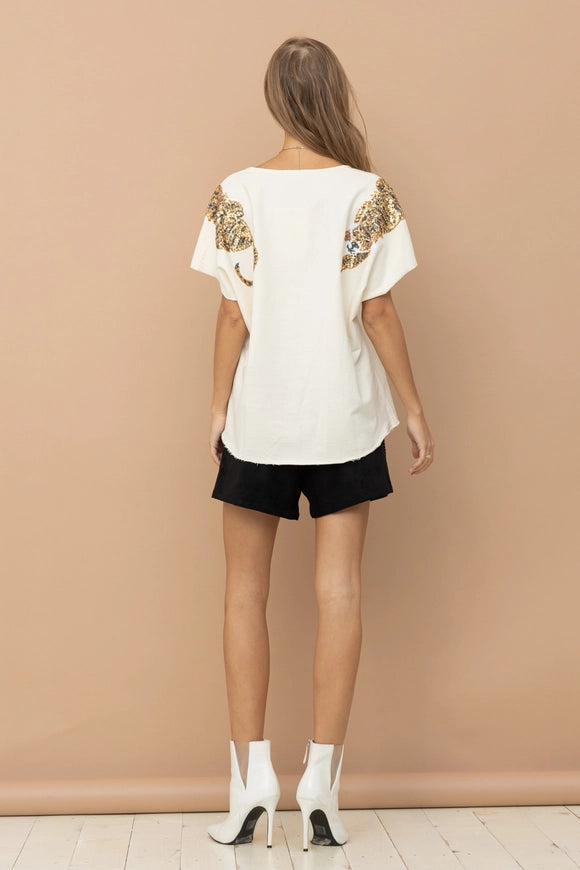 The Roar V-Neck Shirt