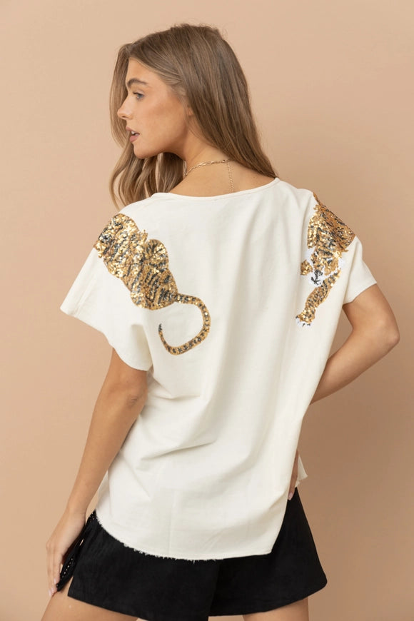 The Roar V-Neck Shirt