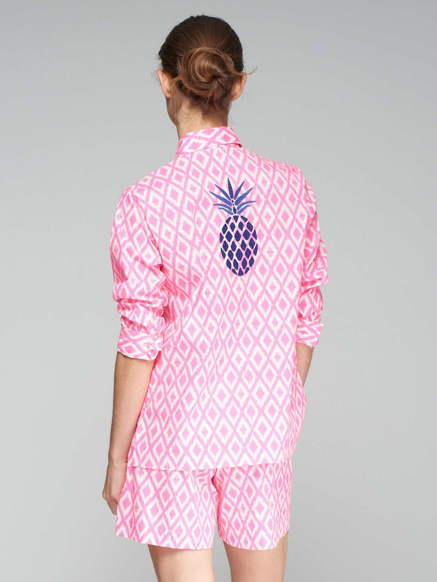 Sandra IKat Shirt